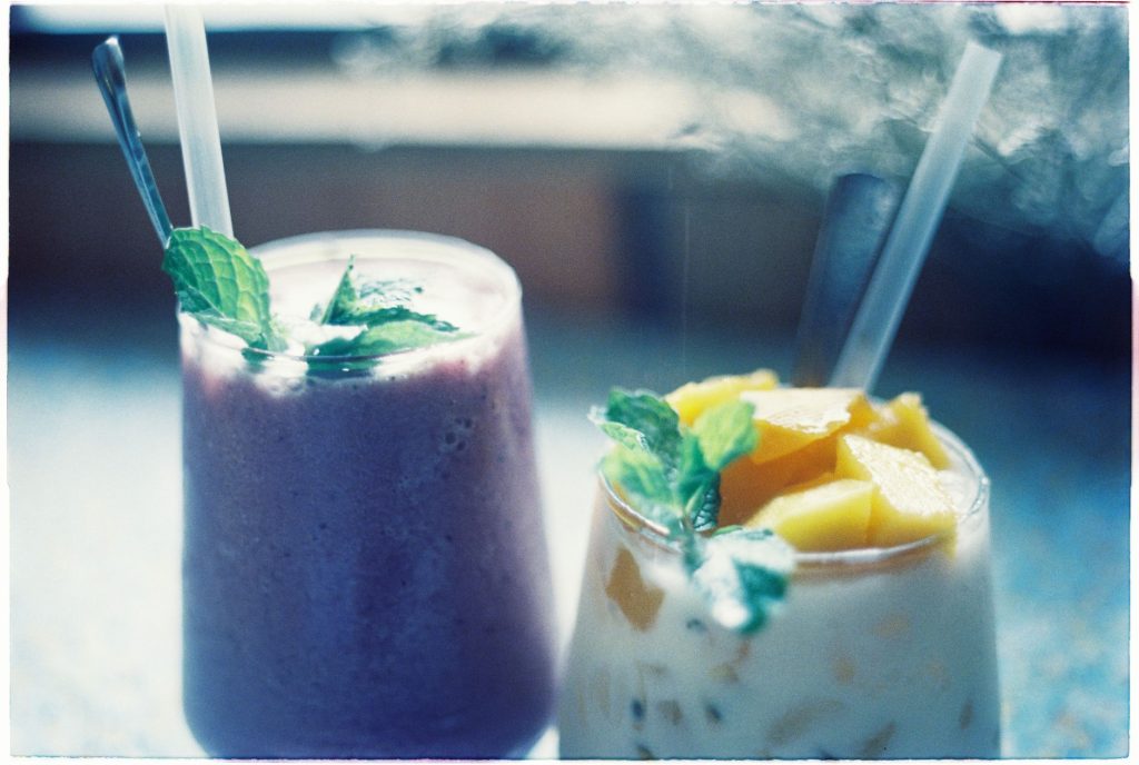 How To Make Erewhon Smoothie at Home Easily